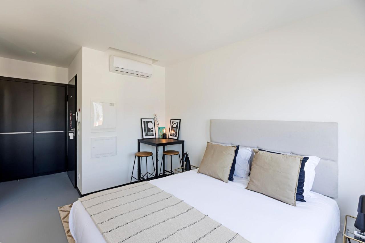 Apartment Regras 45 Building A By Lovelystay *